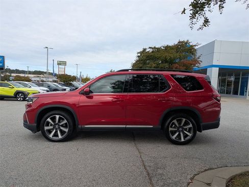 Used 2023 Honda Pilot Elite image 5