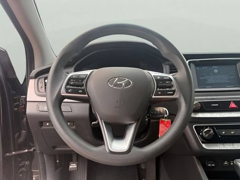 Used 2019 Hyundai Sonata SE FWD image 14