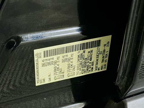 Used 2022 Nissan Rogue SV FWD image 12