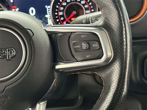 Used 2021 Jeep Gladiator Mojave image 9