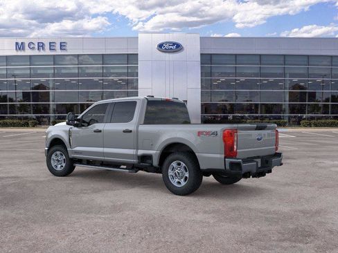 New 2026 Ford F250 XLT w/ FX4 Off-Road Package AWD/4WD image 4