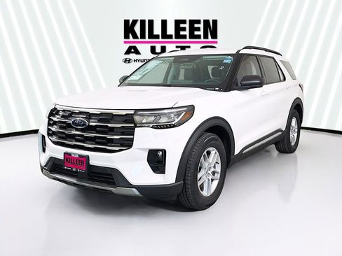 New 2025 Ford Explorer Active w/ Active Comfort Package image 3