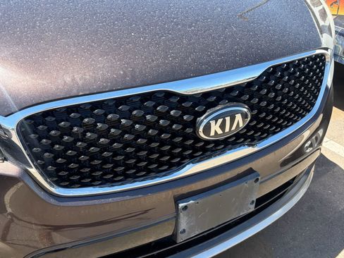 Used 2017 Kia Sorento EX FWD image 5