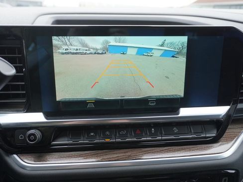 Used 2022 Chevrolet Silverado 1500 RST image 16