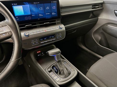Used 2025 Hyundai Kona SEL AWD/4WD image 26