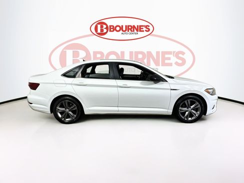 Used 2020 Volkswagen Jetta R-Line w/ R-Line Cold Weather Package FWD image 10