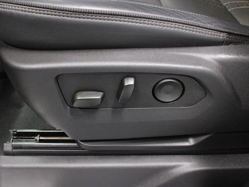 Used 2025 Chevrolet Silverado 1500 High Country w/ High Country Premium Package AWD/4WD image 25