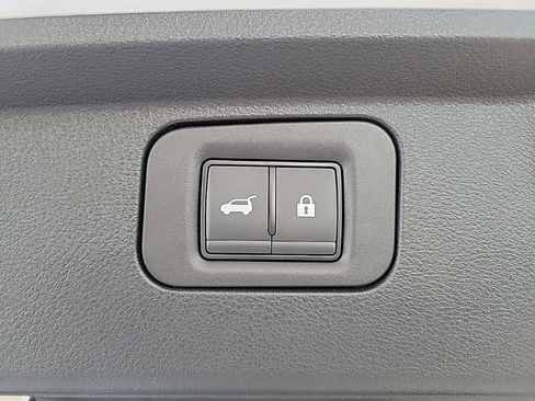 New 2025 Nissan Armada Platinum Reserve image 28