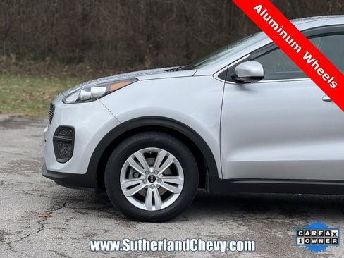 Used 2019 Kia Sportage LX image 10