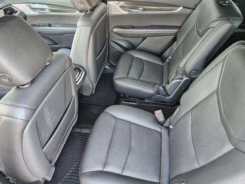 Certified 2022 Cadillac XT6 Sport w/ Technology Package AWD/4WD image 35