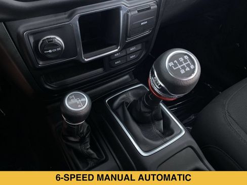 Used 2023 Jeep Wrangler Sport AWD/4WD image 7