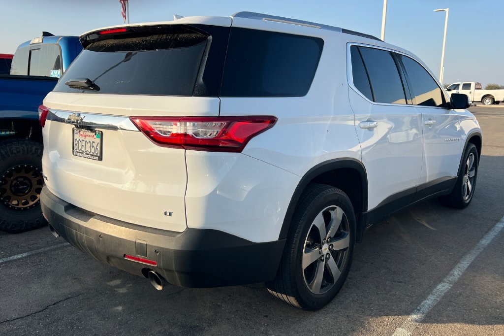 Used 2018 Chevrolet Traverse LT FWD image 6