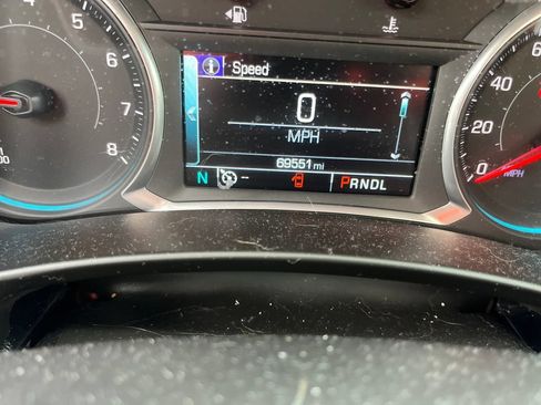 Used 2018 Chevrolet Equinox LT w/ Sun & Infotainment Package AWD/4WD image 18
