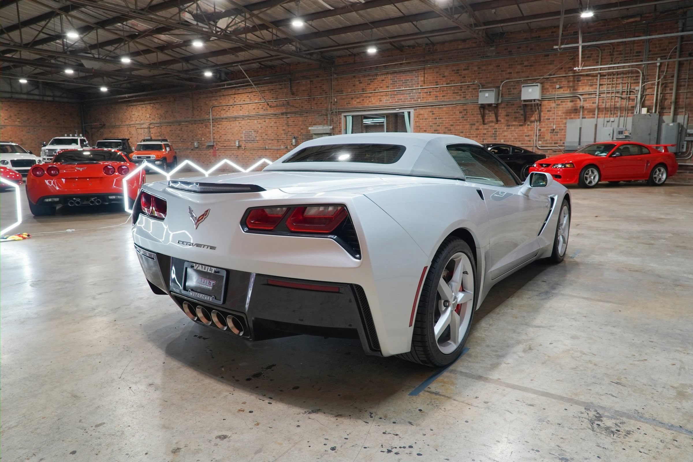 Used 2014 Chevrolet Corvette Stingray Convertible w/ 3LT Preferred Equipment Group RWD image 14
