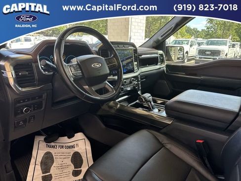 Certified 2022 Ford F150 Lariat w/ Equipment Group 502A High image 19