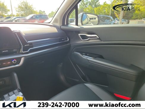 Certified 2024 Kia Sportage EX FWD image 16