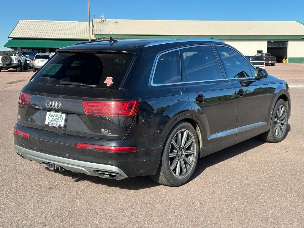 Used 2017 Audi Q7 3.0T Prestige w/ Prestige Package AWD/4WD image 6