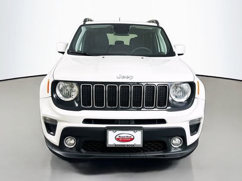 Used 2019 Jeep Renegade Latitude image 2