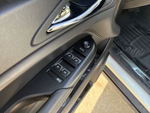 Used 2016 Cadillac SRX Luxury AWD/4WD image 15
