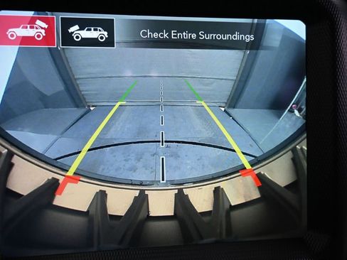 Used 2022 Jeep Wrangler Unlimited Rubicon w/ Trailer Tow Package image 28