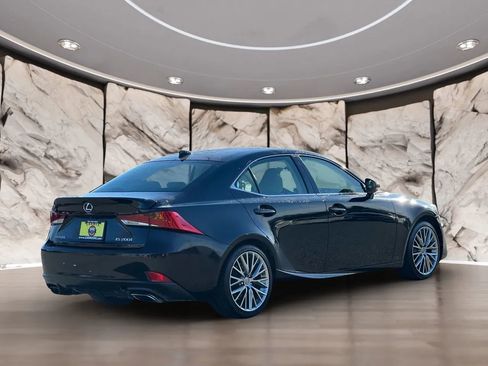 Used 2017 Lexus IS 200t F Sport image 5