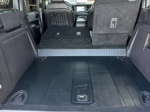 Used 2022 Ford Bronco Black Diamond AWD/4WD image 17