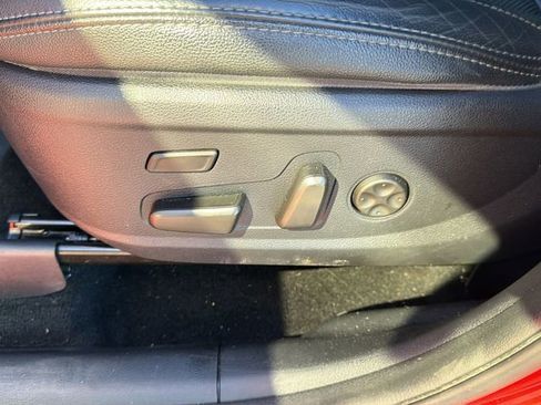 Used 2020 Hyundai Santa Fe Limited image 21