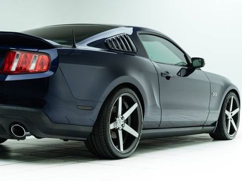 Used 2012 Ford Mustang GT Premium w/ Brembo Brake Pkg image 12