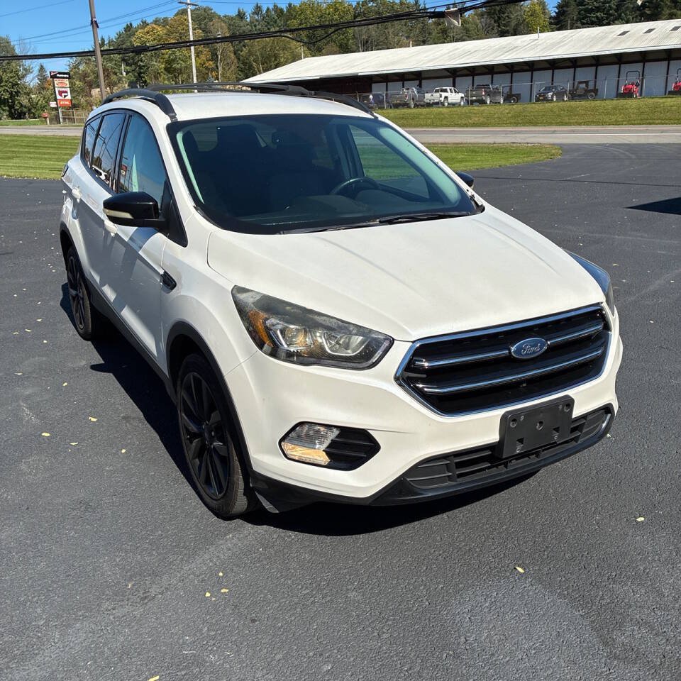 Used 2017 Ford Escape Titanium AWD/4WD image 7