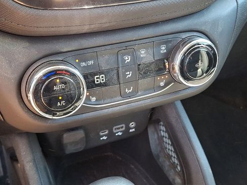 Used 2023 Chevrolet TrailBlazer LT w/ Convenience Package AWD/4WD image 15