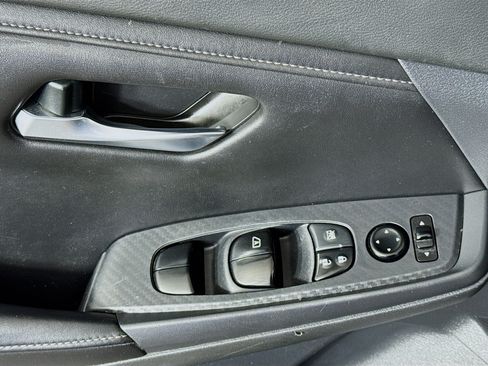 Used 2021 Nissan Sentra SV w/ Electronics Package FWD image 22