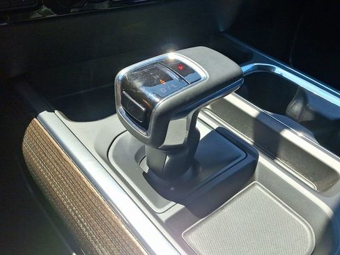 Certified 2023 Chevrolet Silverado 1500 LT Trail Boss w/ LT Trail Boss Premium Package AWD/4WD image 16