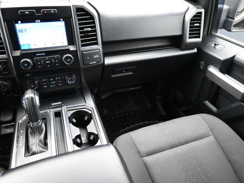 Used 2018 Ford F150 XLT w/ Equipment Group 302A Luxury RWD image 38
