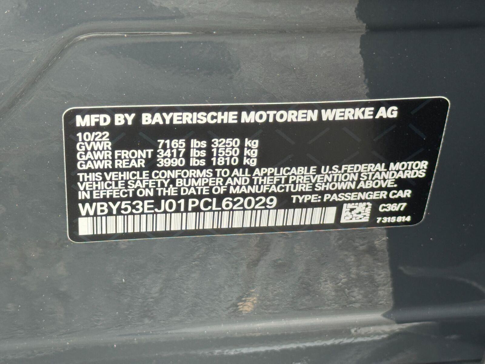 Used 2023 BMW i7 xDrive60 w/ Executive Package 2 AWD/4WD image 59