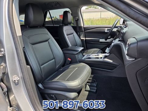 Certified 2024 Ford Explorer XLT w/ Equipment Group 202A RWD image 16