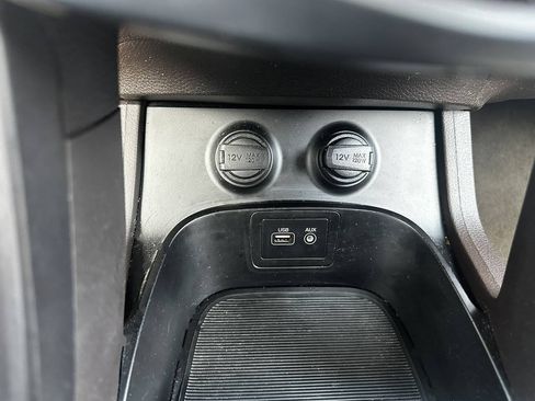 Used 2017 Hyundai Santa Fe Sport FWD image 14
