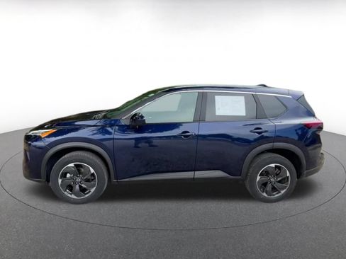 Used 2025 Nissan Rogue SV FWD image 9
