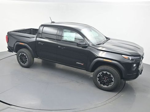 New 2026 GMC Canyon AT4 image 25