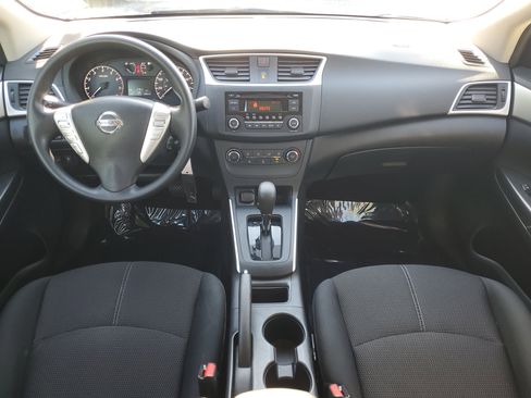 Used 2017 Nissan Sentra S image 20