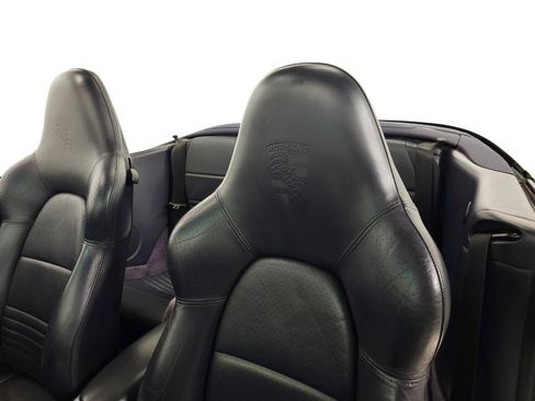 Used 2004 Porsche 911 Cabriolet image 15