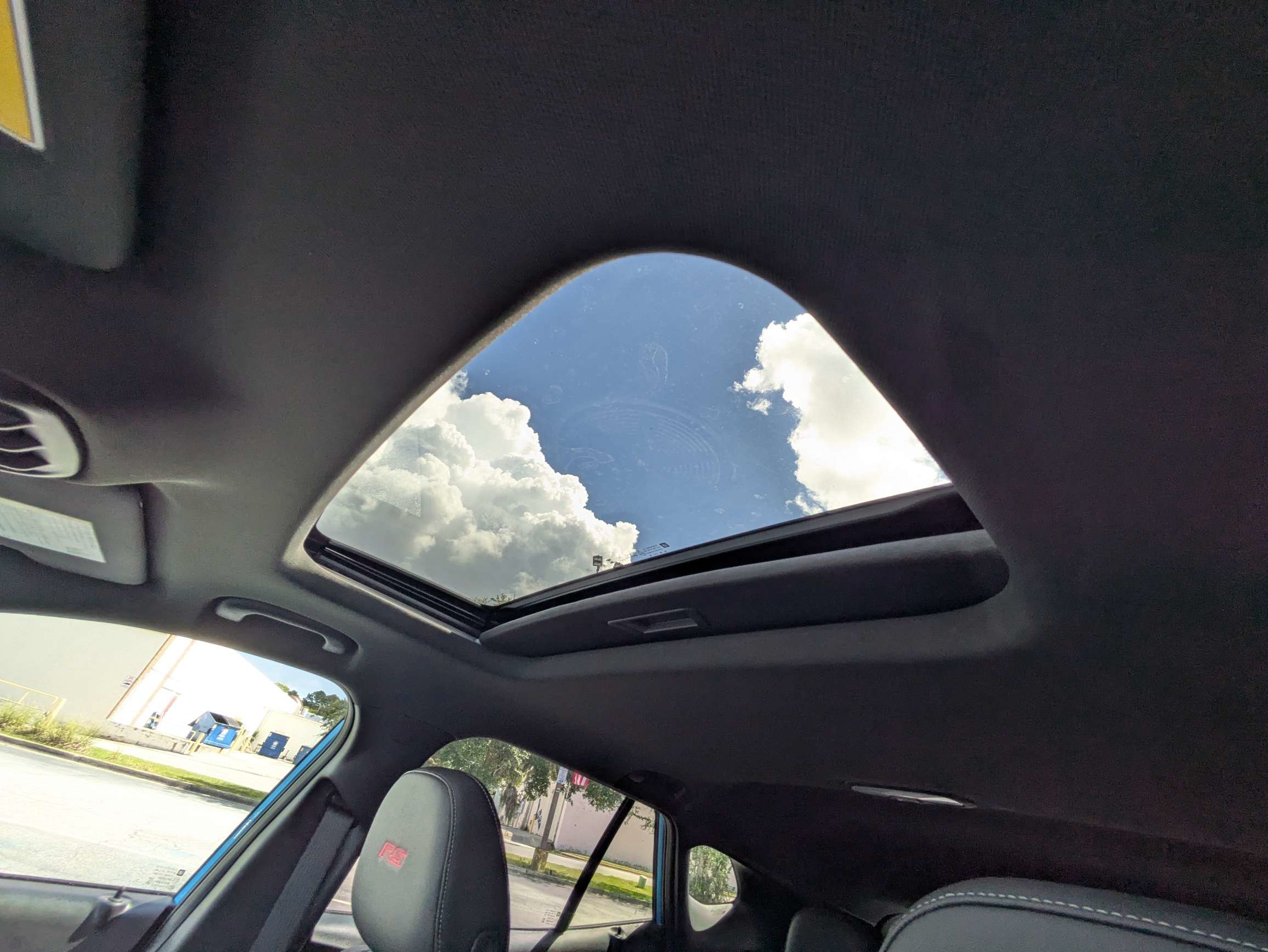 New 2026 Chevrolet Trax RS w/ Sunroof Package FWD image 13