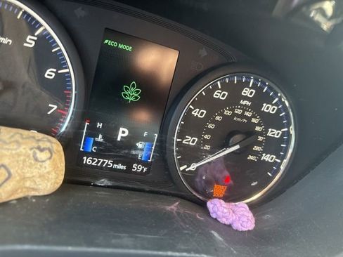 Used 2017 Mitsubishi Outlander FWD image 9