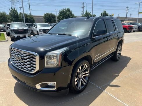 Used 2019 GMC Yukon Denali w/ Denali Ultimate Package AWD/4WD image 2