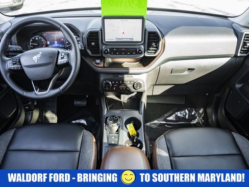 Used 2024 Ford Bronco Sport Outer Banks w/ Tech Package image 19