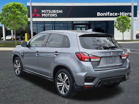 Used 2024 Mitsubishi Outlander Sport SE image 3