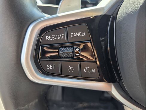 Used 2025 BMW 430i Coupe w/ M Sport Package RWD image 29