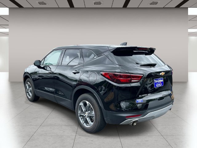 Used 2025 Chevrolet Blazer LT AWD/4WD image 6