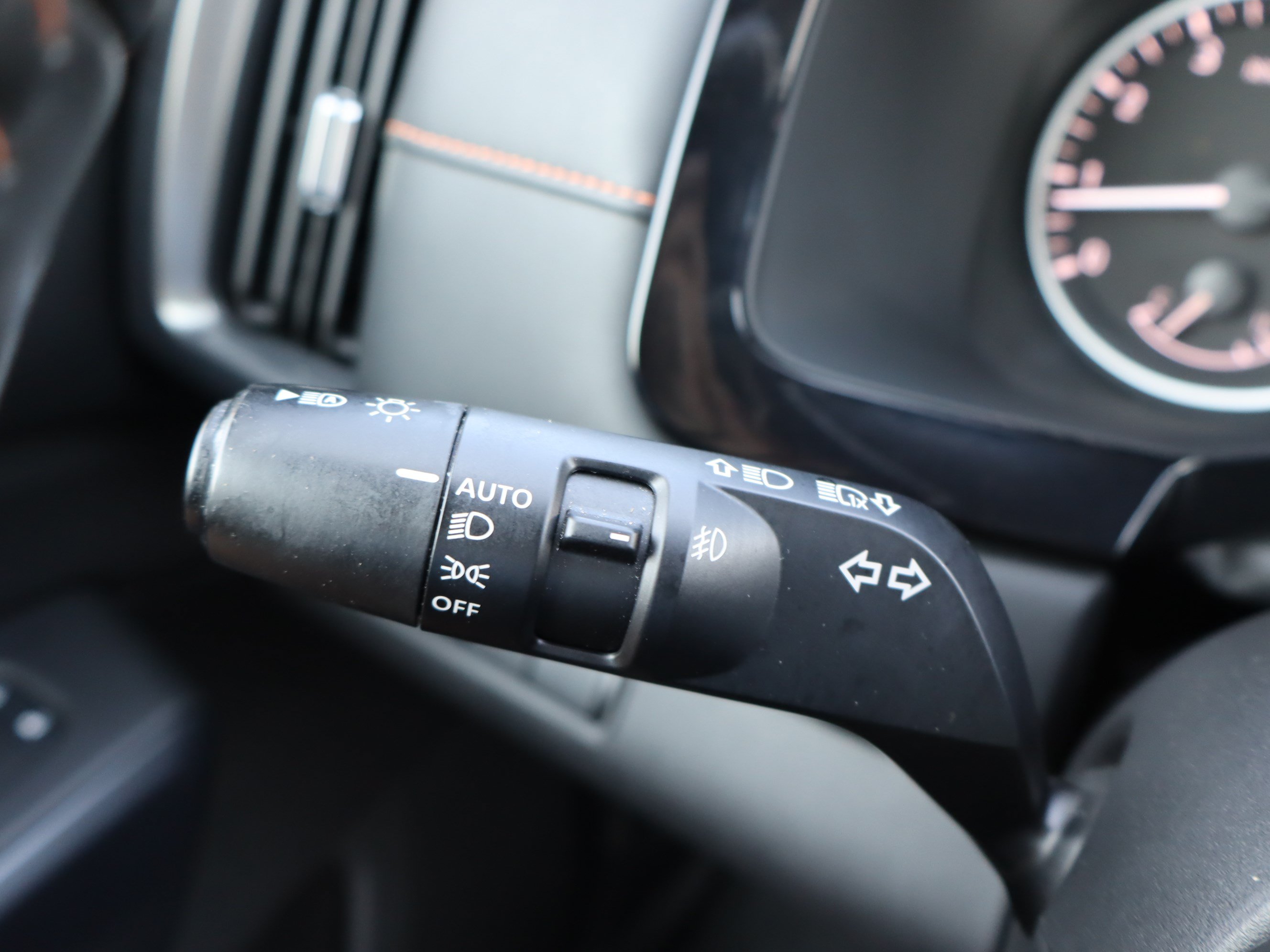 Used 2023 Nissan Pathfinder Rock Creek AWD/4WD image 22