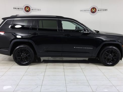 Used 2022 Jeep Grand Cherokee L Limited AWD/4WD image 2