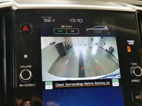 Used 2023 Subaru Ascent Premium w/ Convenience Package image 23